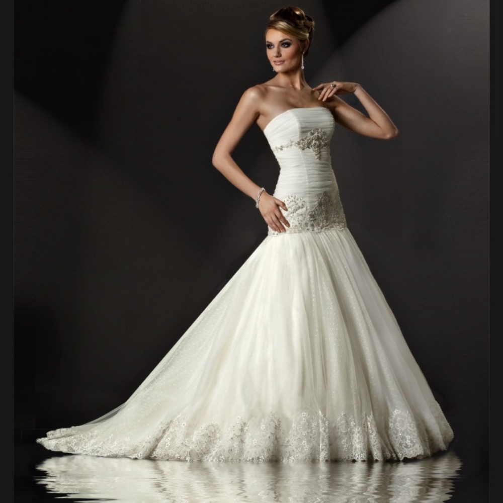 Strapless Ivory Wedding Dress